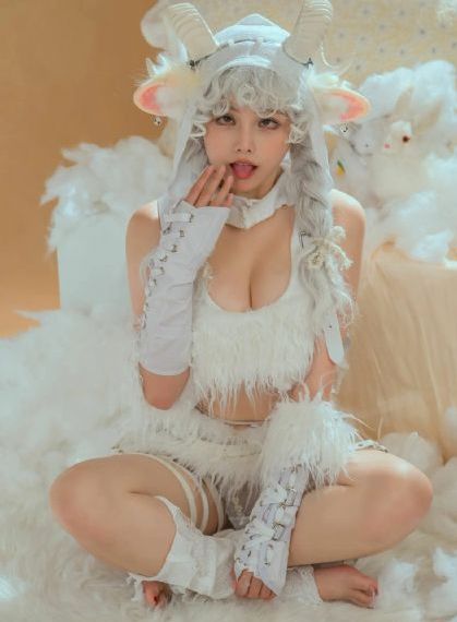 湖畔陌生人