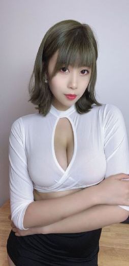 《年轻的阿姨》
